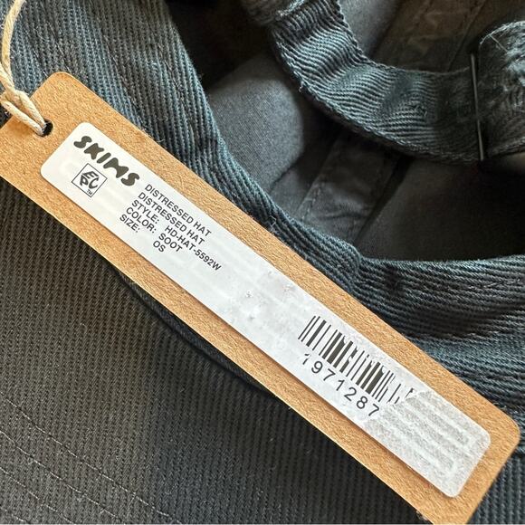 SKIMS Distressed Baseball Hat NWT Black - Picture 3 of 3